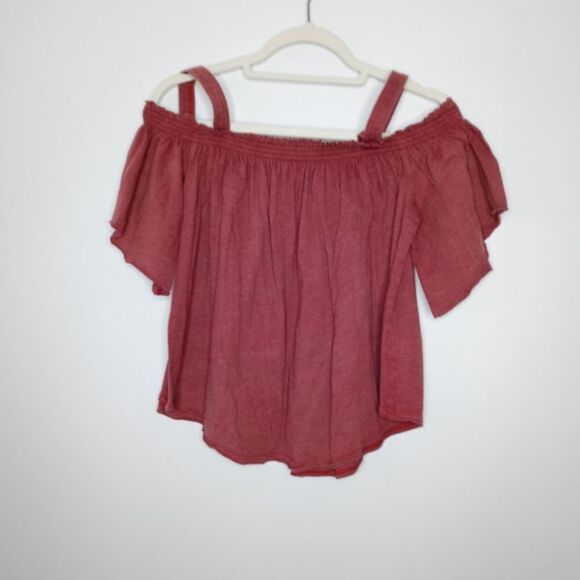 Tops - Free People cold shoulder top size medium